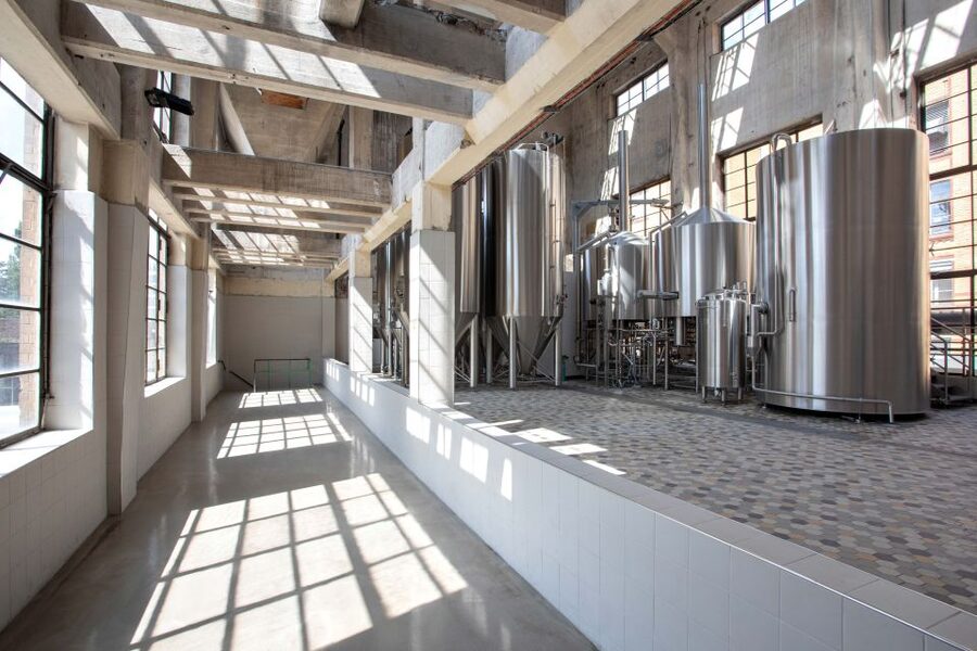 Berlin: Vagabund Brauerei Beer Tasting & Guided Brewery Tour - Osram Höfe Boiler House, Real Berlin Brewing Space