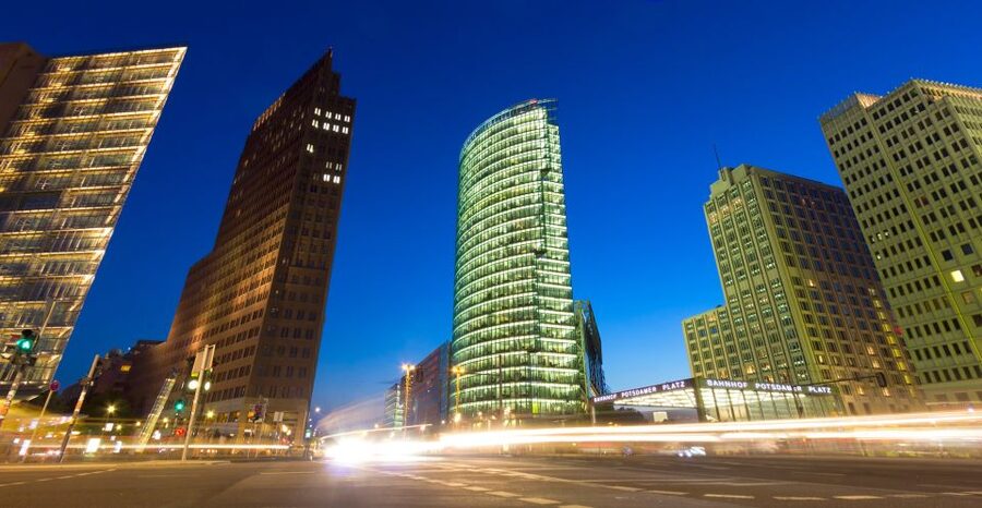 Berlin: Walking Tour of the Top 10 Sightseeing Attractions - German Chancellery to Reichstag: politics made walkable