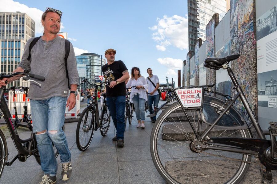 Berlin Wall History Small Group Cycling Tour - Bornholmer Straße to Mauerpark: from border control to city life