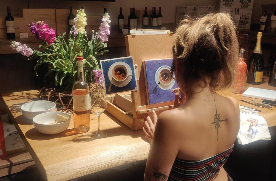 Berlin: Wine on Canvas - Paint Workshop and Wine Tasting - What the 2 Hours Feels Like at Jacques’ Wein-Depot