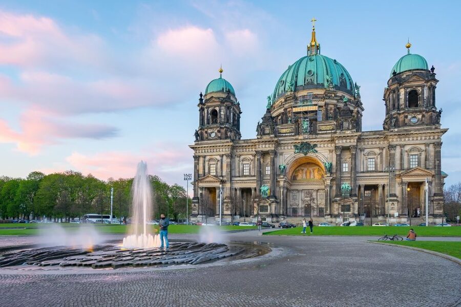 Best Berlin Shore Excursion from Warnemunde or Rostock Port - Charlottenburg Palace, Kurfürstendamm, and the West Berlin “getting your bearings” phase