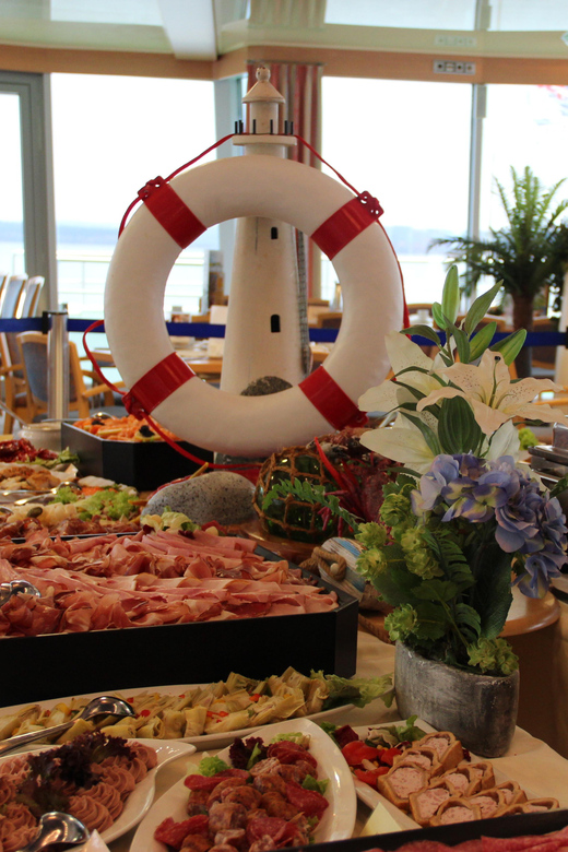 Biggesee: XXL Boat Ride with All-Inclusive Brunch Buffet - FAQ