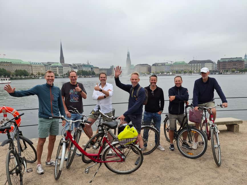 Bike tour around the Alster - Celebs, water, and nature - Key highlights you will actually feel on the ride