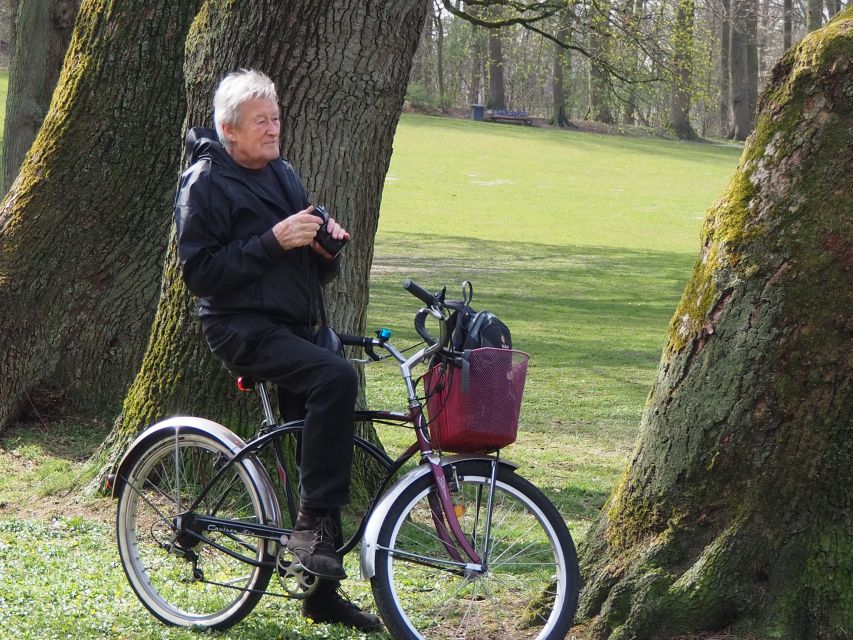 Bike tour around the Alster - Celebs, water, and nature - The guide experience, from Bernd to the rest of the team
