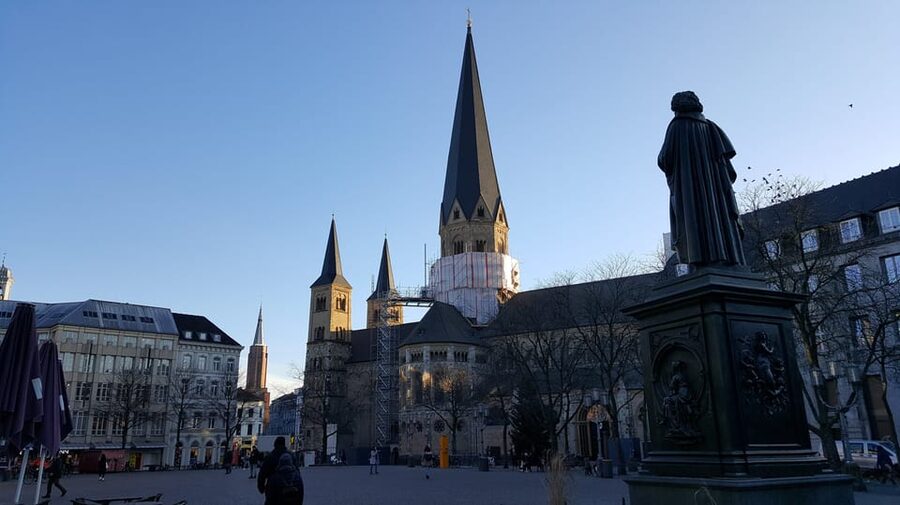 Bonn: Private City Highlights Walking Tour - Beethoven-Haus Bonn: a short stop that keeps the story going