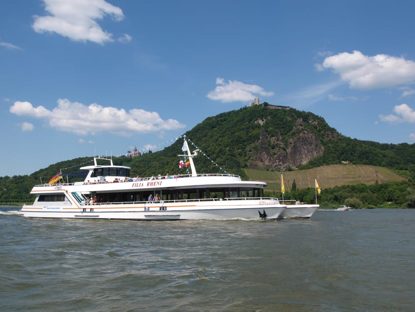 Bonn: Sunset Boat Tour on the Rhine - Food and drinks: a welcome start plus menu choices