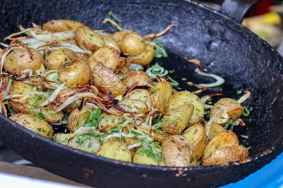 Bremen: Culinary Old Town Tour - with unique locations - Bremen’s Old Town, Unpacked Through Food