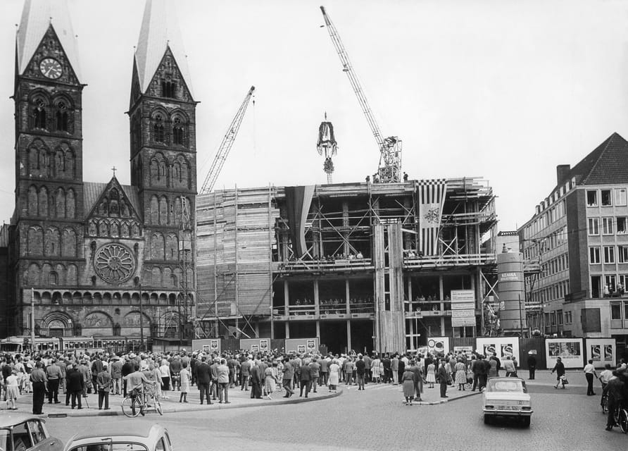 Bremen: Historic old town tour with Geo Epoche - Merchants vs. an archbishop: why conflict shaped the city