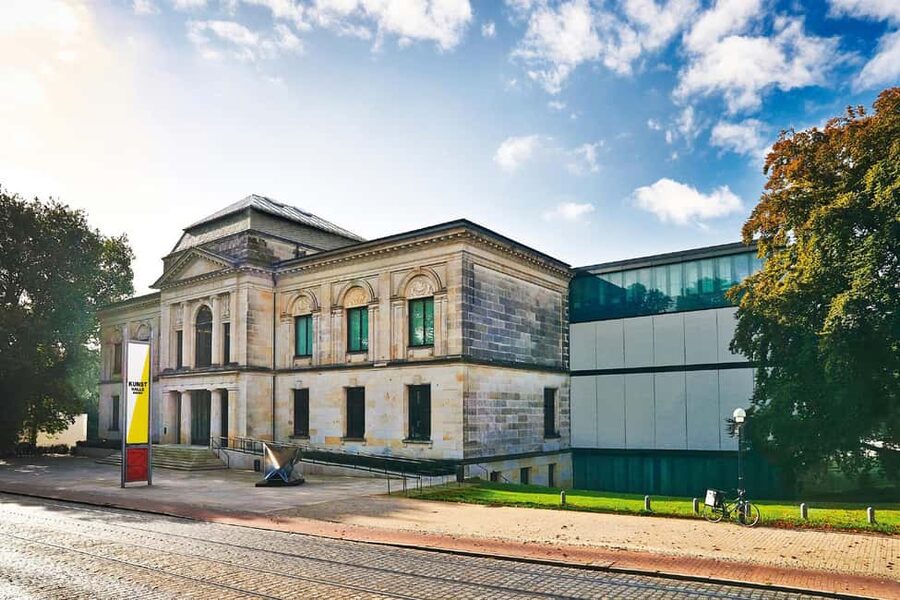 Bremen: Kunsthalle Bremen admission ticket - Media art highlights: Pipilotti Rist and the pixel forest feeling