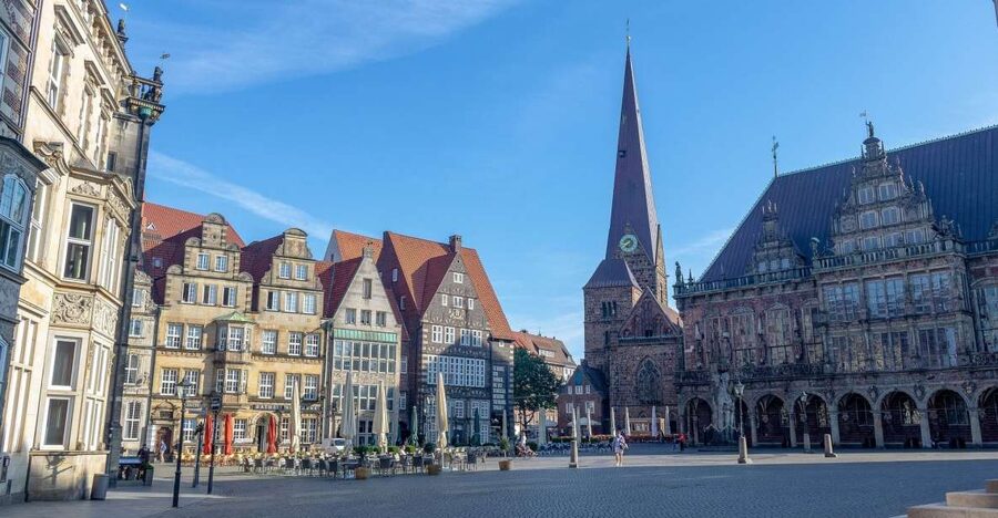 Bremen: Private Walking Tour with a Professional Guide - Bremen’s storybook streets: why a private walk beats a bus tour