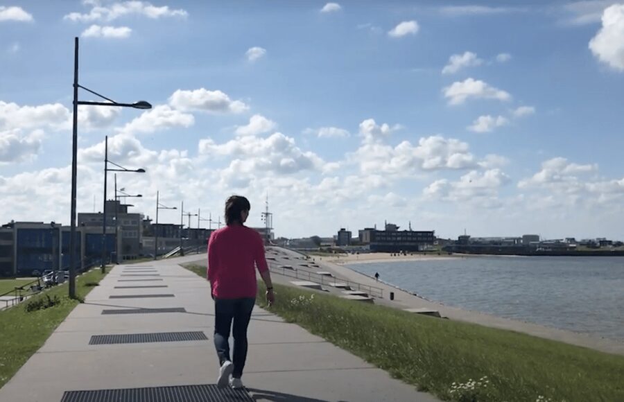 Bremerhaven: Sailor's yarn, legends and sea walking tour - Ghost ships and goblins: when the scary side stays fun