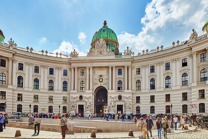 Central and Eastern Europe Highlights 7-Day Tour from Frankfurt - A Frankfurt-to-Zurich loop that keeps planning simple