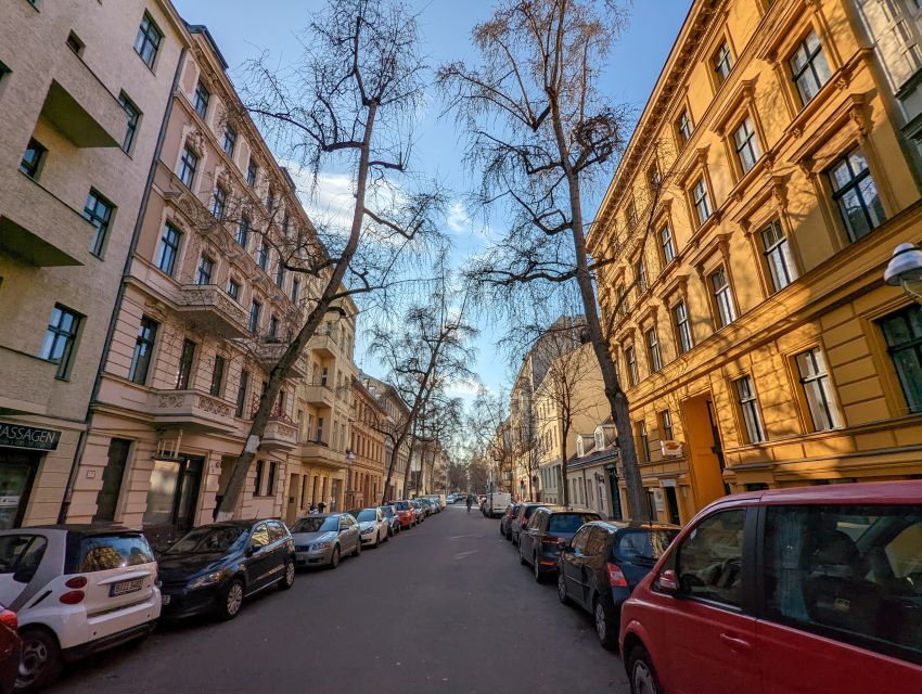 Charlottenburg: 2-Hour City Walking Tour - Heinrich Zille near Stadtbad, then Luisenkirche and 18th-century urban planning