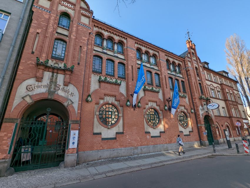 Charlottenburg: 2-Hour City Walking Tour - Housing styles and schoolhouses from 1786, what to spot as you walk