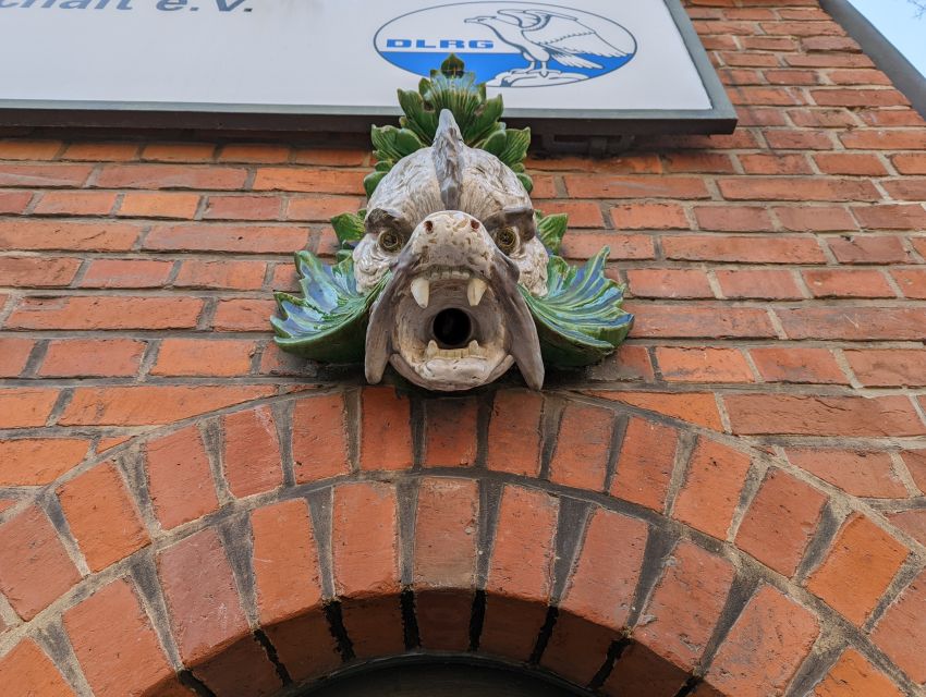 Charlottenburg: 2-Hour City Walking Tour - Price and value for a 2-hour expert-guided walk