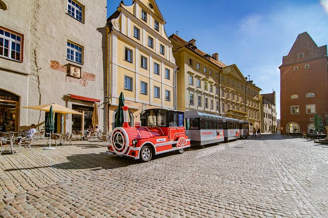 City tour through Regensburg with the little train - The “little train” ride in practice: 45 minutes and lots of views