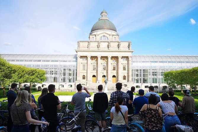 Classic Mike's Bike Tour daily @ 11.30 incl Beer Garden & Surfers - Residenz courtyards: royal Munich without the full palace visit