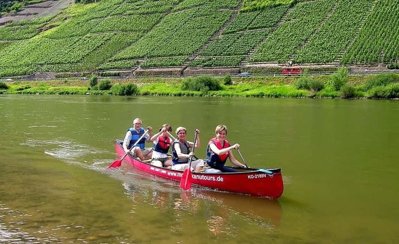 Cochem, Mosel: Mit dem Kanu zum Winzer - Why Canoeing the Moselle Feels More Local Than a Bus Tour