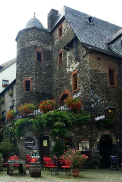 Cochem, Moselle: Boat – Beilstein, meal, wine and liqueur tasting