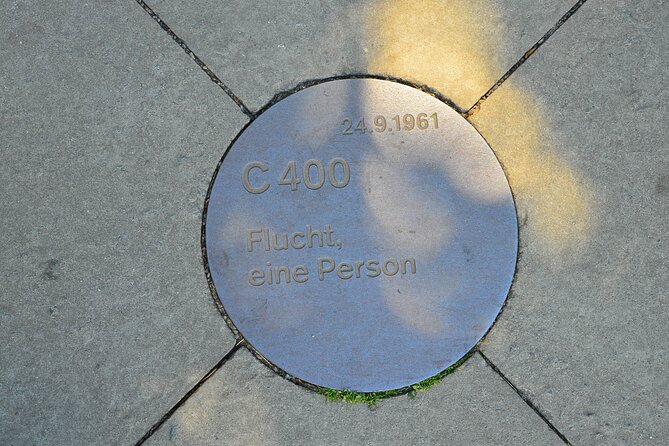 Cold War, Berlin Wall, Spies and the East Side Gallery - Karl-Marx-Allee: reading propaganda in a huge socialist boulevard