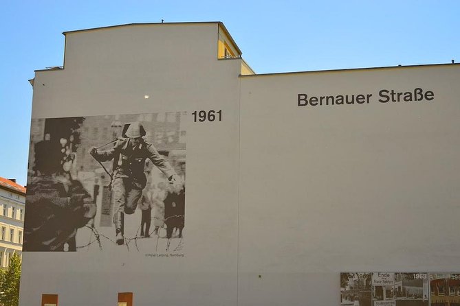 Cold War, Berlin Wall, Spies and the East Side Gallery - Friedrichshain and the walk that connects the dots