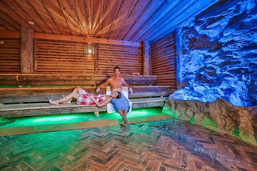 Cologne: 1-day ticket for the Aqualand adventure pool including sauna world - Key highlights to plan around