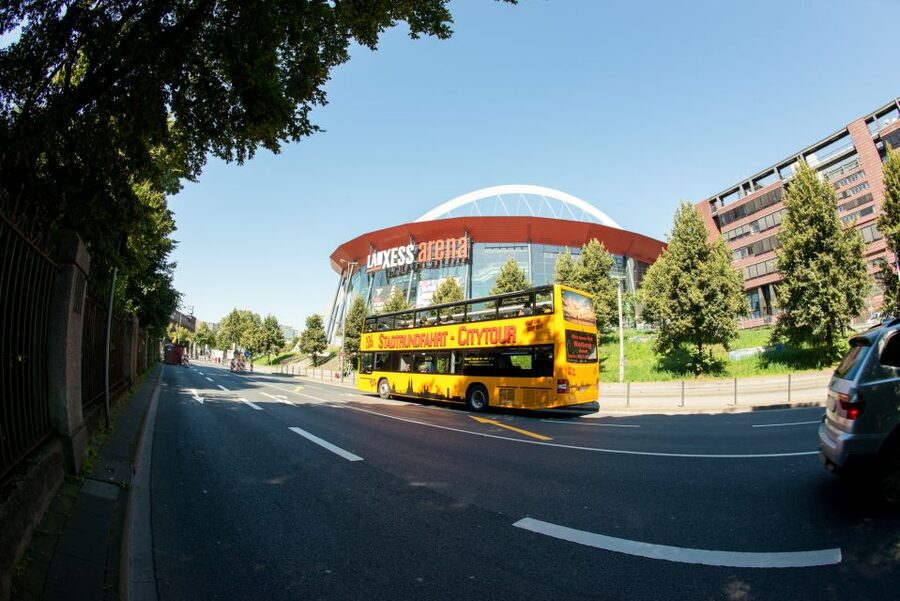 Cologne: 24h Hop-On Hop-Off Sightseeing Bus Ticket - Best strategies for hopping off without losing time