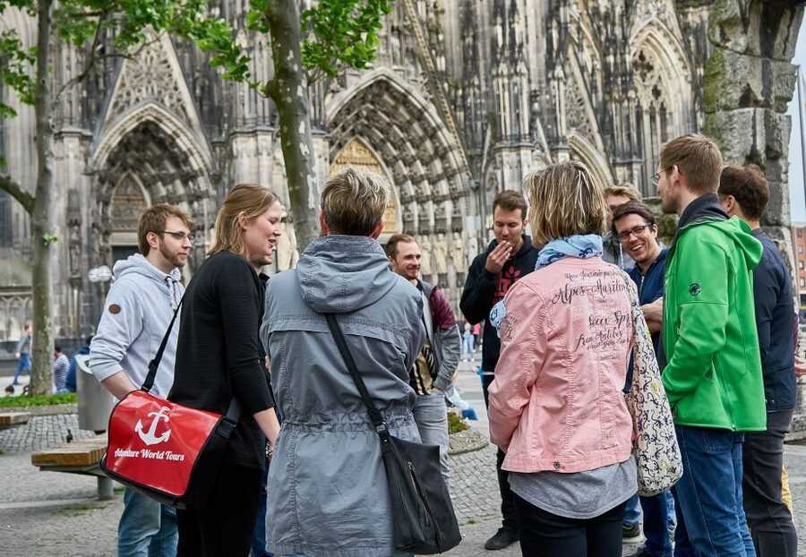 Cologne Cathedral and Old Town Tour with 1 Kölsch - A 2-hour old-town walk that makes Cologne feel easy