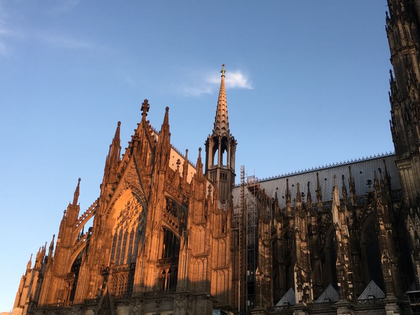 Cologne: City Highlights with Local Guide - Getting your bearings at Heumarkt (the start that shapes the tour)