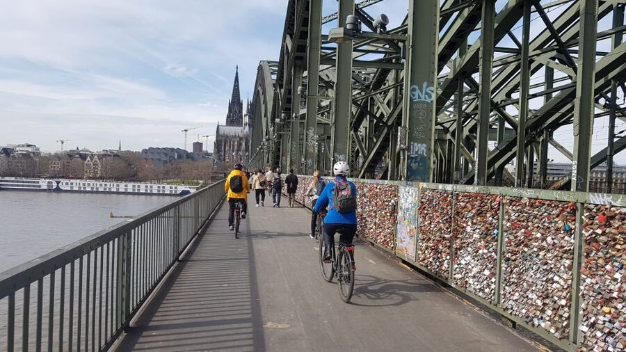 Cologne: Guided E-Bike Panorama Tour - Rheinpark and the Cathedral moment you actually remember