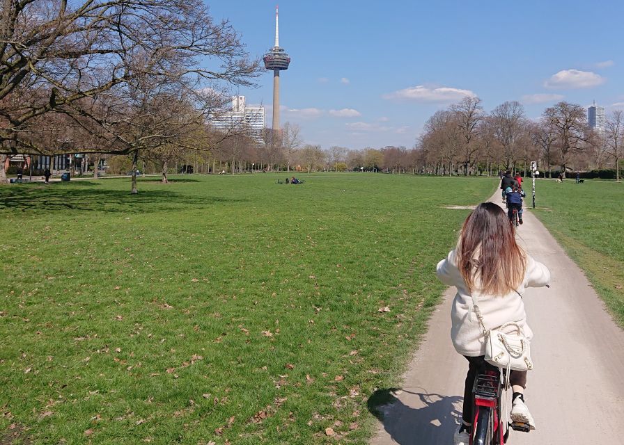 Cologne: Guided E-Bike Panorama Tour - Rheinauhafen, Chlodwigplatz, and Severinsviertel: Rhine industry to street life