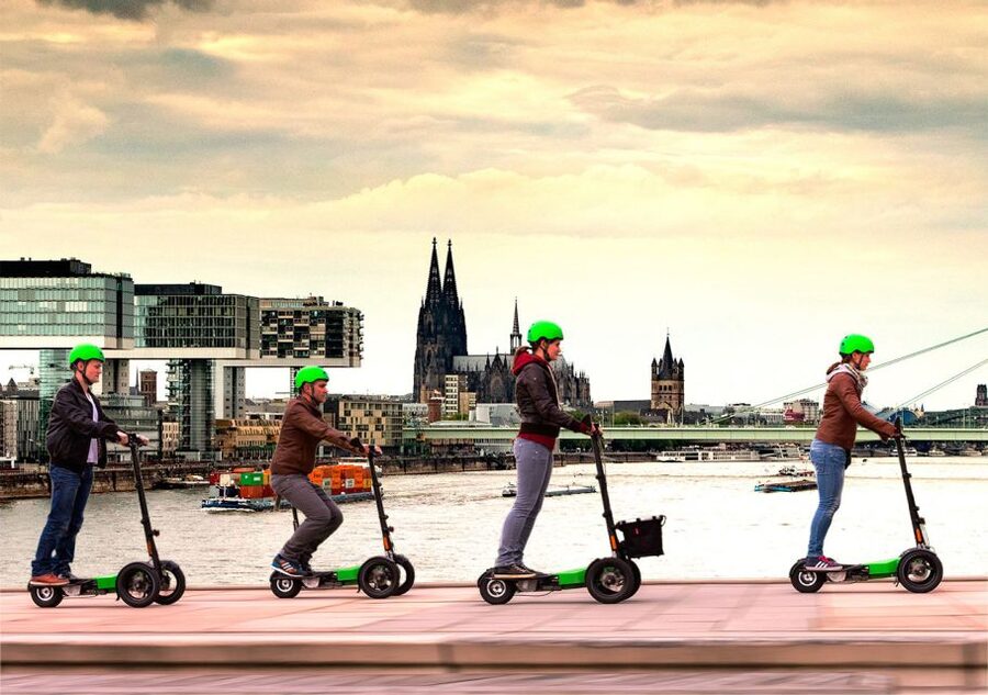 Cologne: Guided E-Scooter Tour - Deutz to the Hohenzollern Bridge: Rhine panoramas and your first Dom moment