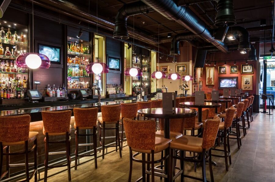 Cologne: Hard Rock Cafe with Set Menu for Lunch or Dinner - Drinks and the cocktail question (what’s included vs pay extra)