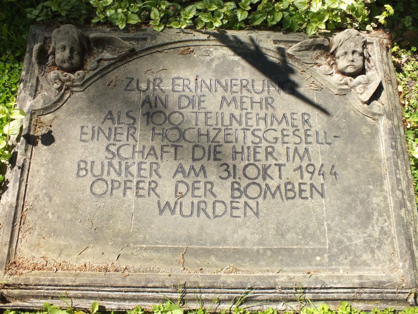 Cologne: Melaten Cemetery Life, Love and Death Tour - Why Melaten Cemetery feels different from a typical graveyard
