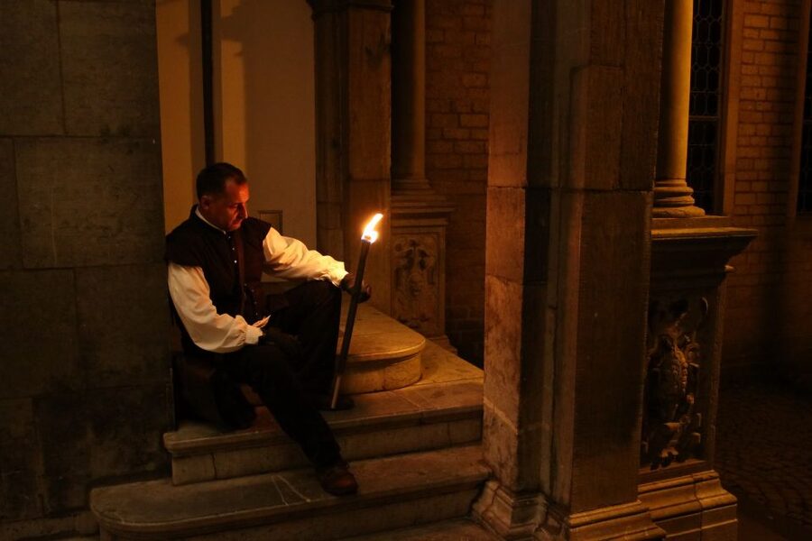 Cologne: Night Watchman Old Town Walking Tour - Key things to know before you go