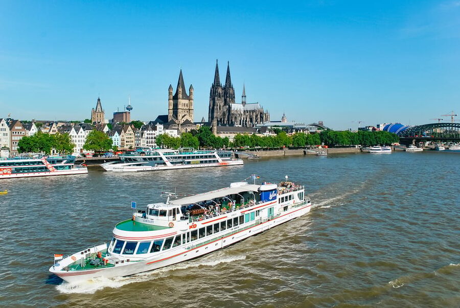 Cologne: Panoramic City Cruise - Timing That Changes the Mood: Daylight vs Sunset