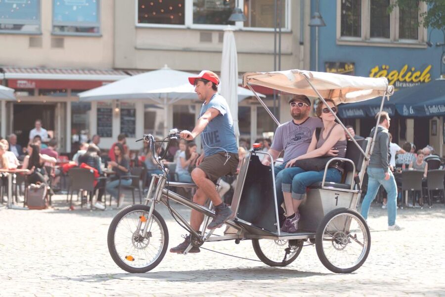 Cologne: Private Rickshaw Tour - Farina Duftmuseum and the Eau de Cologne story