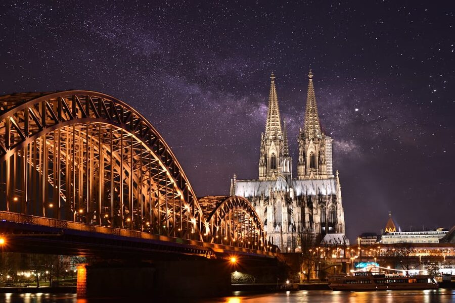 Cologne: Rhine River Winter Cruise with Festive Music - Key Things That Make This Cologne Winter Cruise Worth Your Time