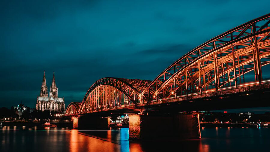 Cologne: Rhine River Winter Cruise with Festive Music - Practical Matters: Finding Pier 10 by the Musical Dome and Goldgasse