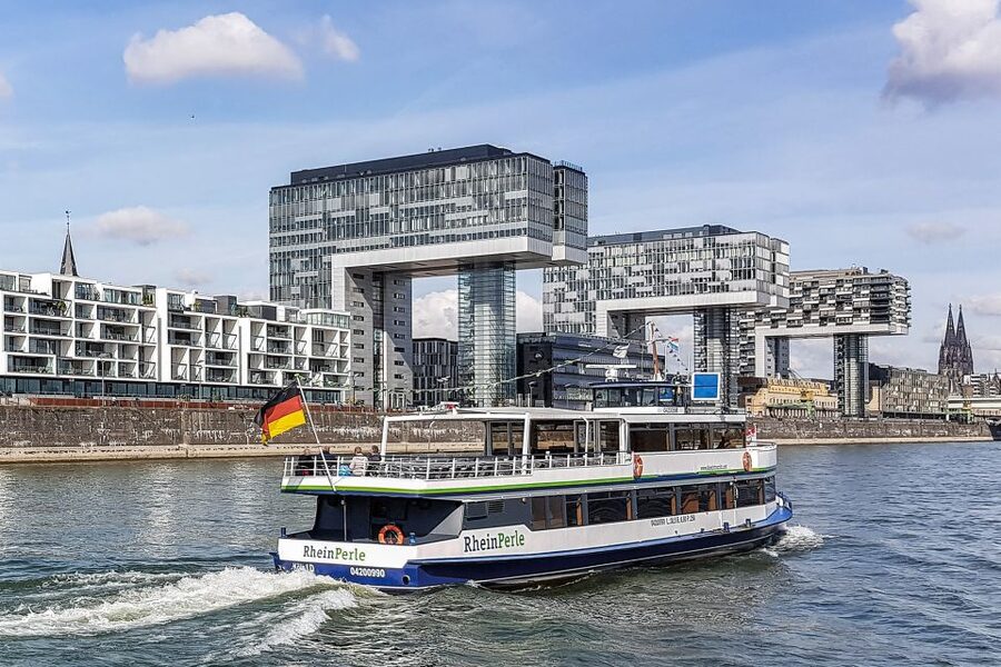 Cologne: Top Sights Rhine River Cruise - Skyline Tour - Drinks, Snacks, and the Price That Feels Reasonable