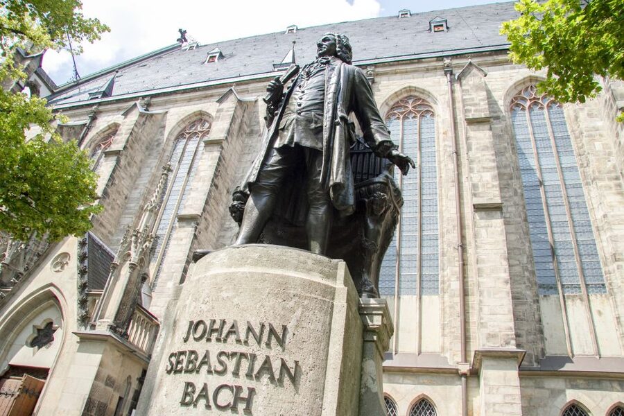 Combo Tour in Leipzig: Guided City Tour & City Sightseeing - The Air-Conditioned Bus Beyond the Ring: Gohlis and Schiller House