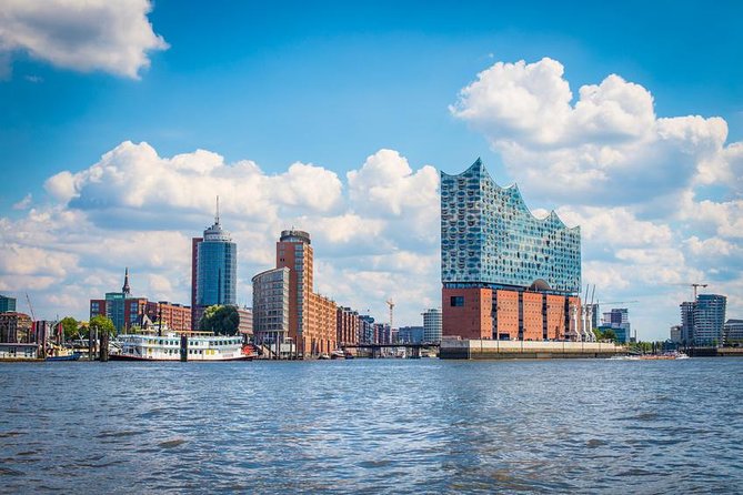 Discover Hamburg Walking Tour - Barkhof to the Town Hall, Getting Oriented Like a Local