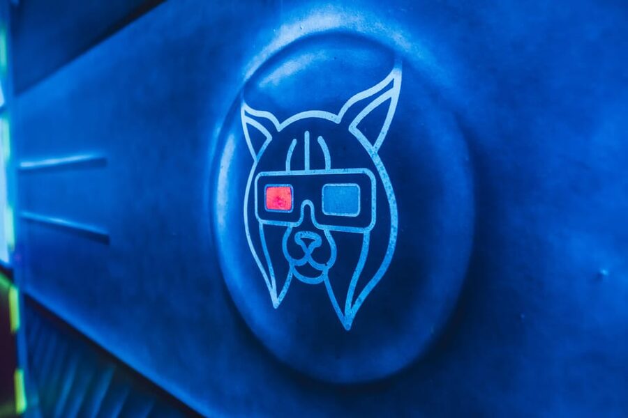 Dresden: 3D black light minigolf in the Barock Eventpark - Price check: is $16 per person good value?