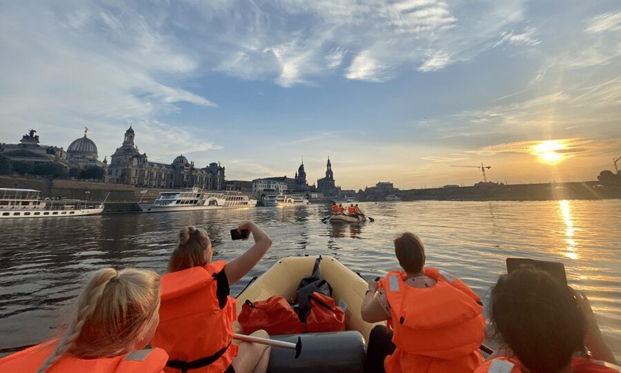 Dresden: Bootstour im Schlauchboot durch die Altstadt - The route from Blue Wonder to Pieschen, and what each stretch is good for