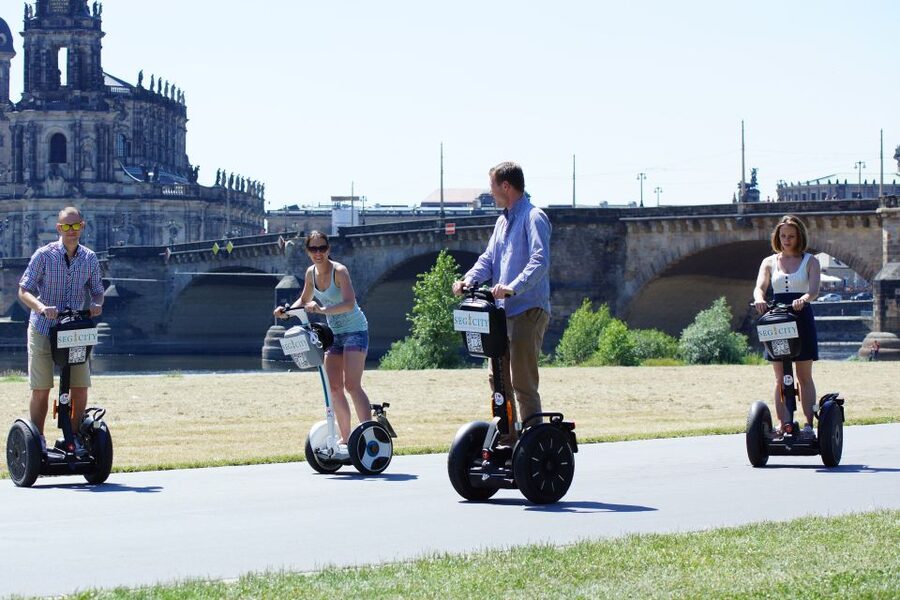 Dresden: Guided Segway Klassik Tour - Zwinger and Residenzschloss, seeing Dresden’s power in motion
