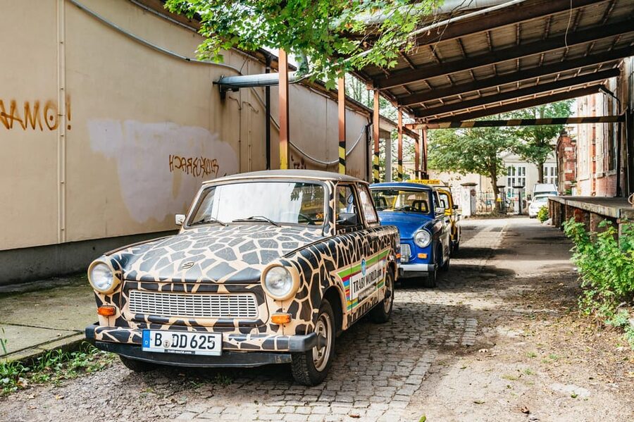 Dresden: Guided Sightseeing Tour in Classic Trabi Car - Key Points at a Glance