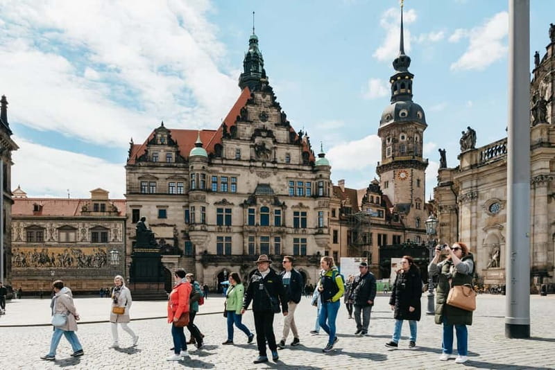 Dresden: Guided Walking Tour and Chocolate Museum Ticket - Baroque sights you can actually spot: Frauenkirche, Semperoper, Zwinger