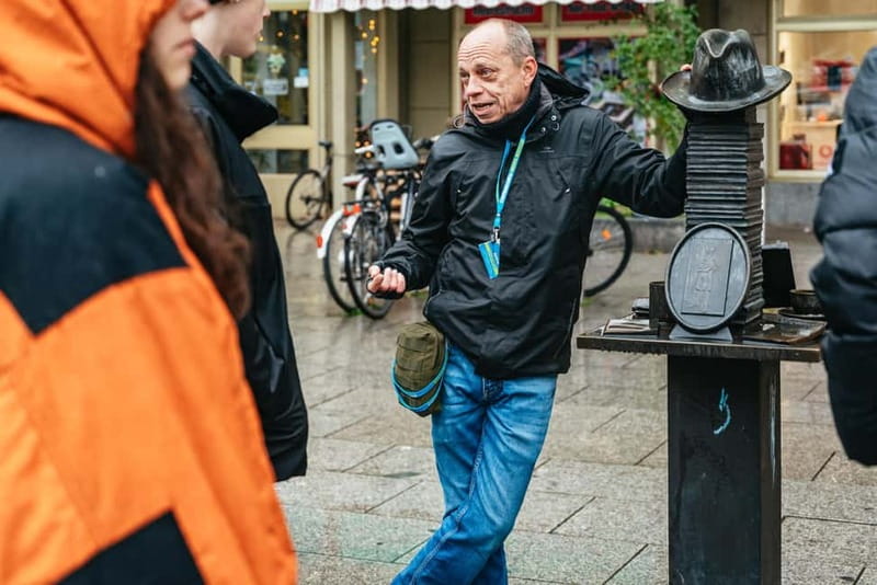 Dresden: Neustadt District Street Art Guided Walking Tour - Pace, Shoes, Weather, and a German-Led Guide