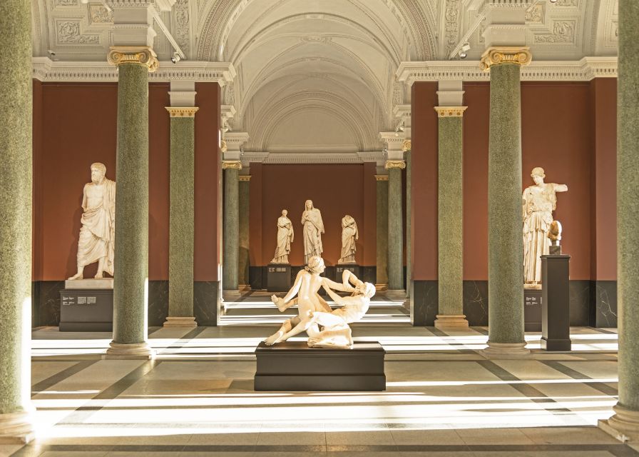 Dresden: Semperoper and Old Masters Picture Gallery - Old Masters Picture Gallery: how the exhibits are organized so you don’t get lost