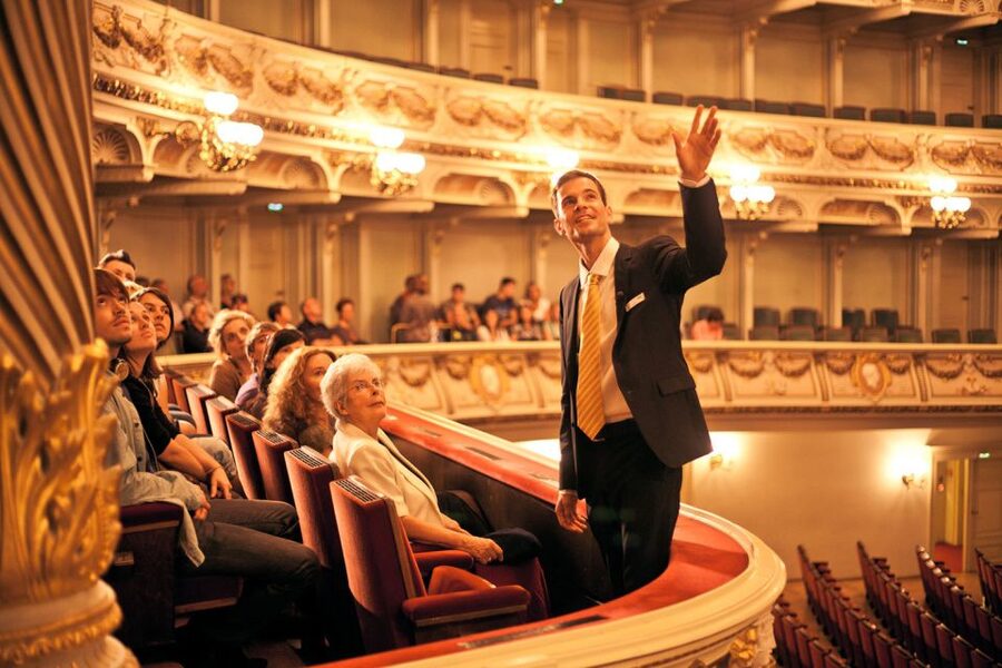 Dresden: Semperoper Tickets and Guided Tour - Photo License, Bag Rules, and Other On-the-Spot Reality